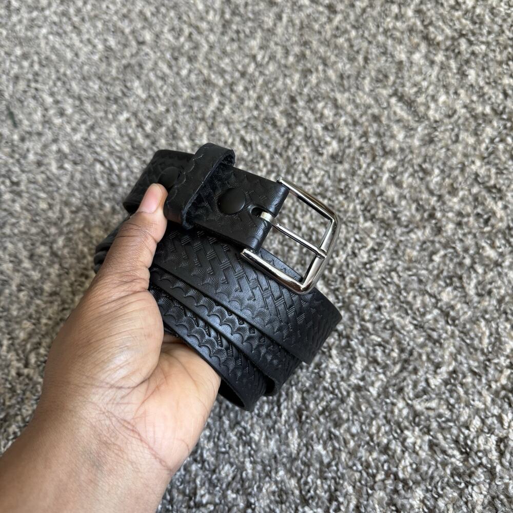 Law Pro Duty Belt Black Leather Silver Buckle Size 66 USA